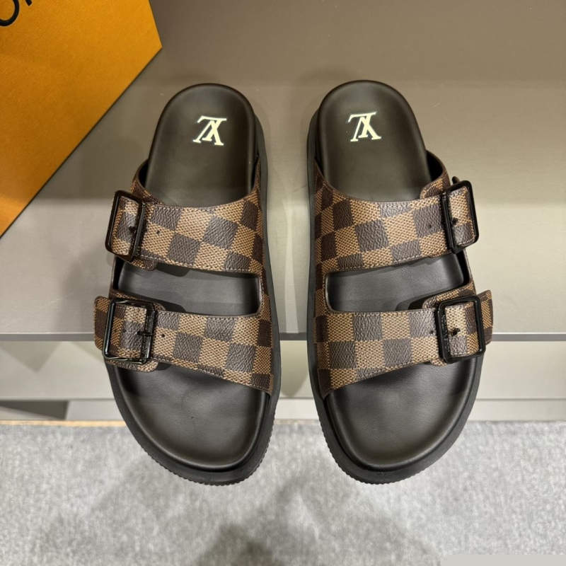 ch**an D*or slippers